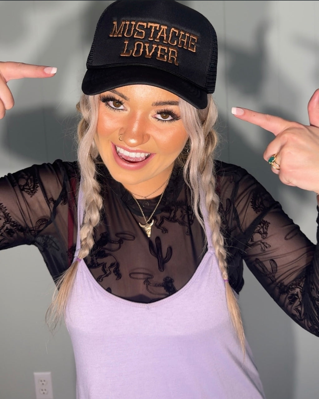 “mustache lover” trucker hat. RTS