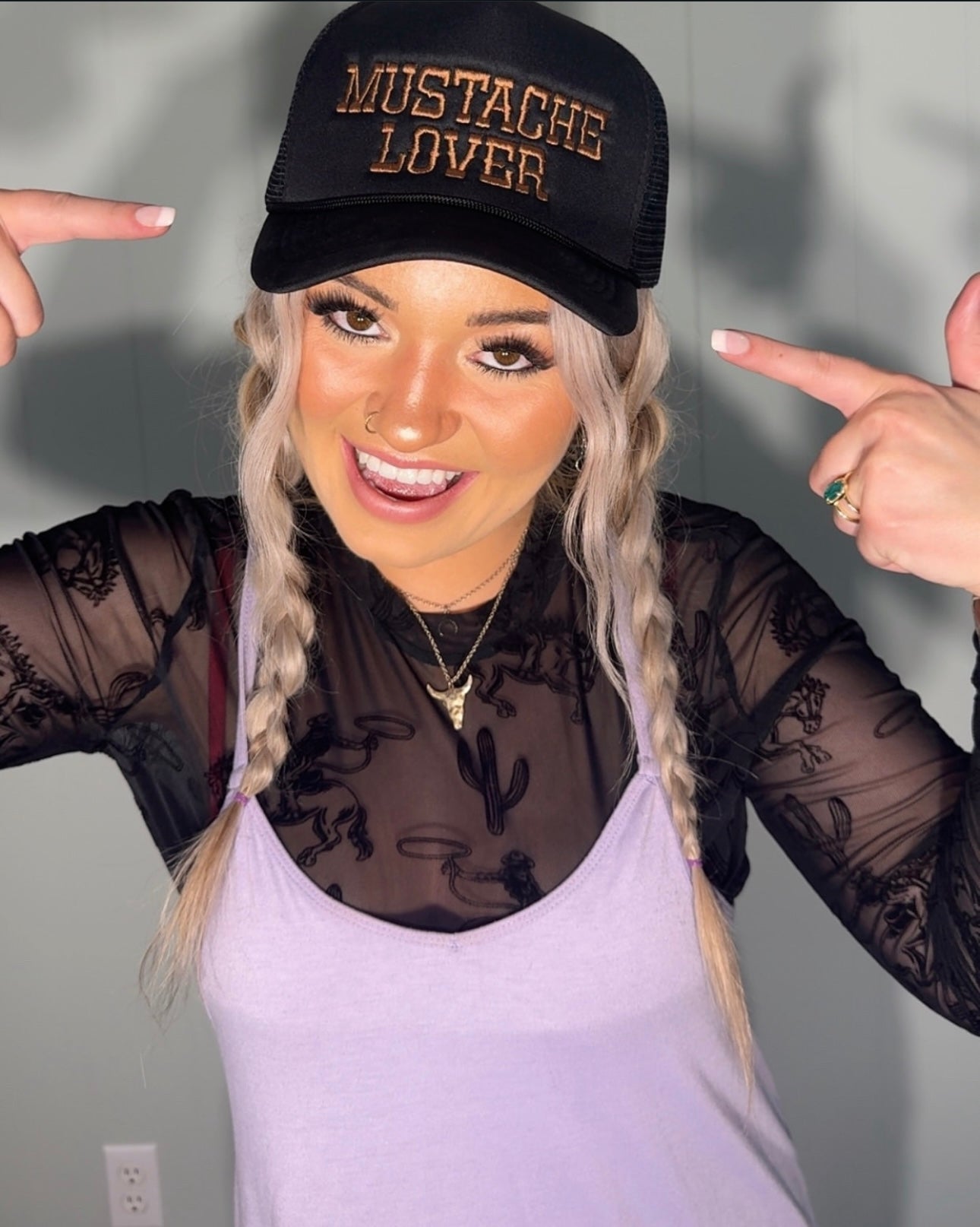 “mustache lover” trucker hat. RTS